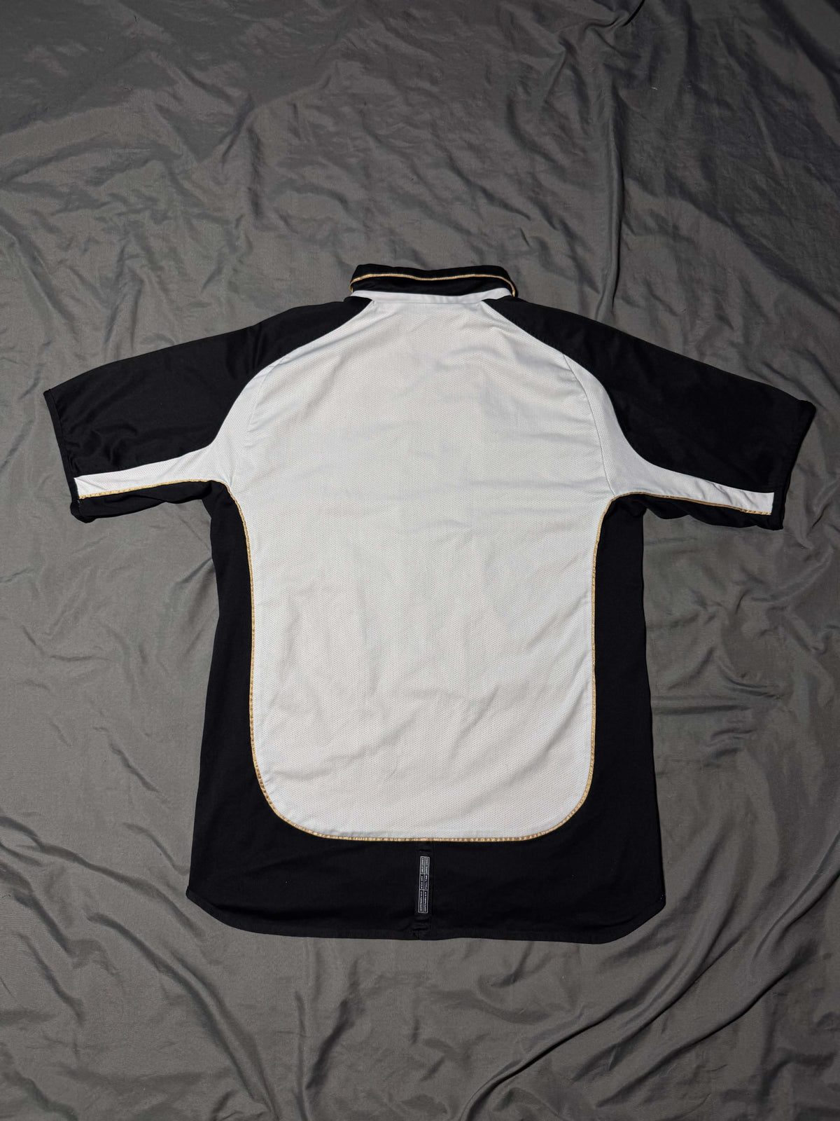 Umbro Manchester United 2001/02 Reversible Away Jersey