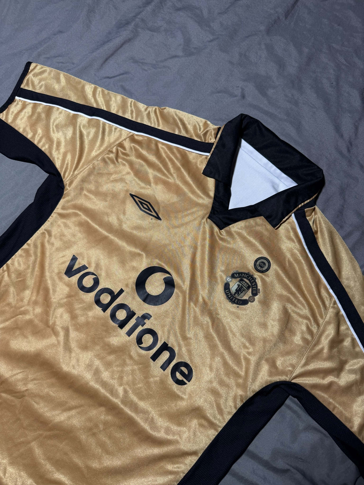 Umbro Manchester United 2001/02 Reversible Away Jersey