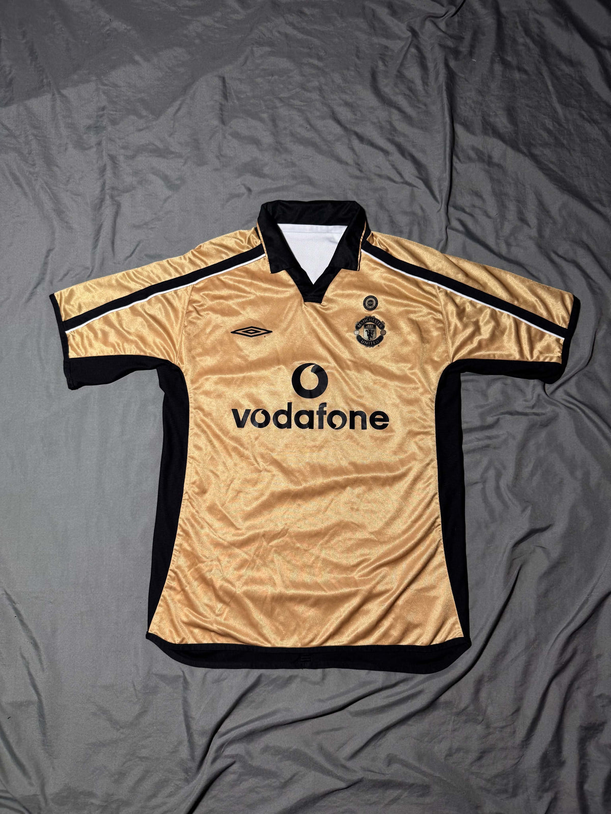 Umbro Manchester United 2001/02 Reversible Away Jersey